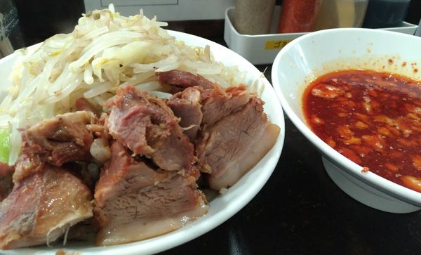 「赤いつけ麺」@ぶたけん。の写真