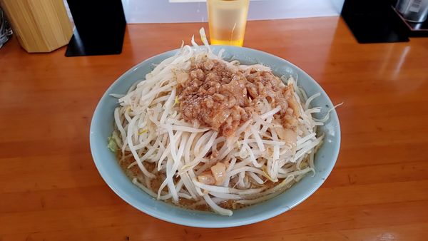 「G麺300ヤサイアブラカラメ」@豚骨醤油らー麺 相澤屋の写真
