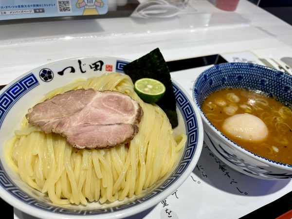 「濃厚味玉つけ麺大盛り」@つじ田 ららぽーとEXPOCITY店の写真