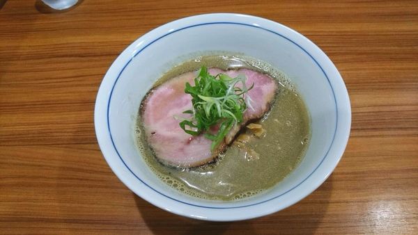 「中華そば_830円」@中華そば 西川の写真