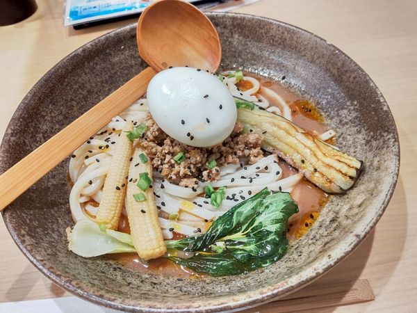 「辛さが選べる坦々肉味噌ぶっかけうどん(中辛・小盛)990円」@水沢うどん 水香苑 高崎モントレー店の写真