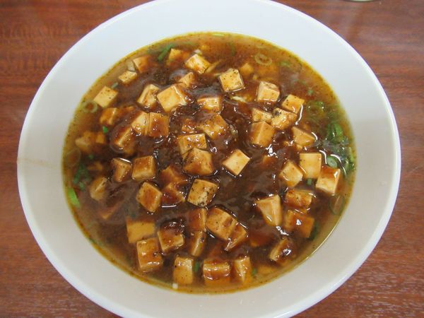 「汁ありマーボー麺（750円）」@海勝軒の写真