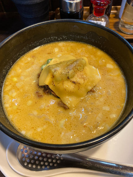 「焼きチーズカレー坦々麺」@ユタの店の写真