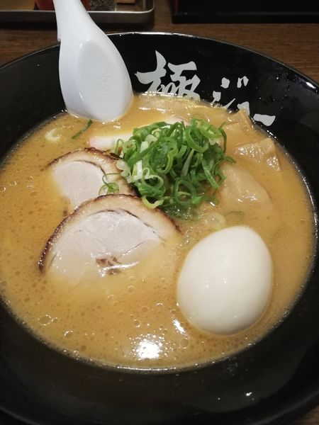 「特製和歌山ラーメン」@新和歌山らーめん 極ジョーの写真