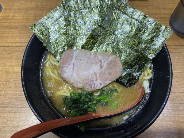 「ラーメン(並) 650円」@麺家 黒の写真