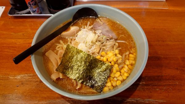 「特選味噌ラーメン」@らあめん美春の写真