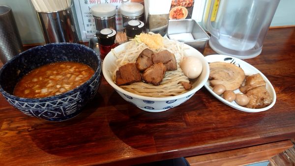 「つけ麺 大盛 味玉 雷増し」@雷 北松戸本店の写真