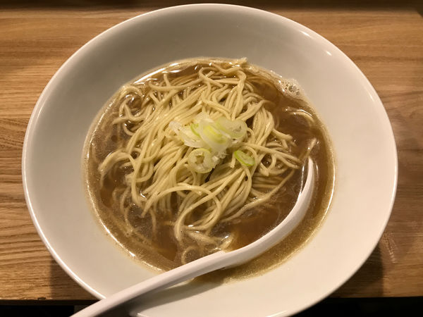 「中華そば 小　650円」@自家製麺 伊藤 神田店の写真