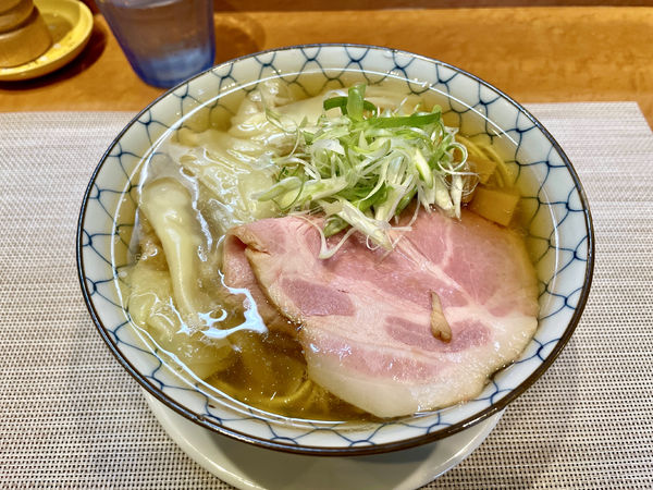 「塩煮干わんたん中華そば」@柴崎亭の写真