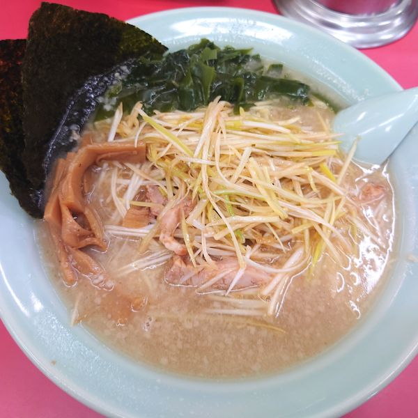 「ネギラーメン750円　麺硬め」@ラーメンショップ 犬塚本店の写真