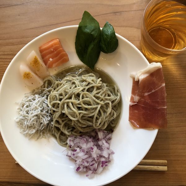 「ひやにぼいたりあん」@煮干し Noodles Nibo Nibo Cinoの写真