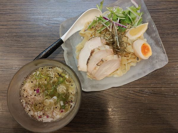 「冷やし鶏つけ麺」@麺家 あべの 神宮前の写真