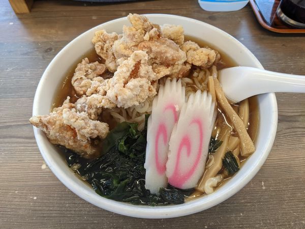 「から揚げらあめん 大盛り　1050円」@手打ちらぁめん 足利麺 太田・尾島店の写真