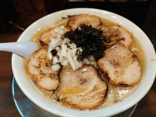 「炙りチャーシュー」@らーめん潤 亀戸店の写真
