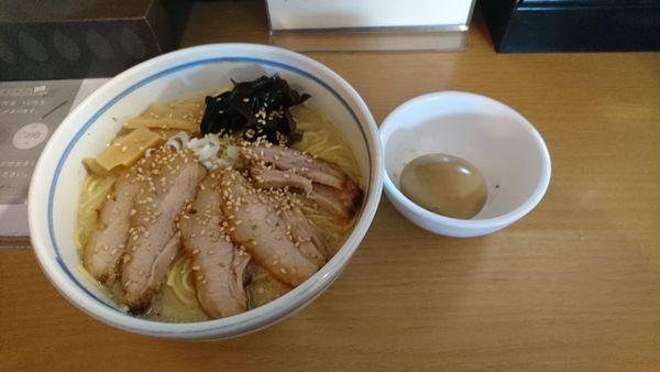 「ちゃーしゅーめん塩 味玉 大盛」@らーめん ふくのや 桶川店の写真