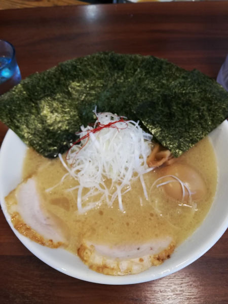 塩とんこつラーメン 麺屋 蓮花のレビュー ラーメンデータベース