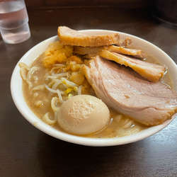 小ラーメン280g+豚増し+味玉(野菜少、ニンニク)