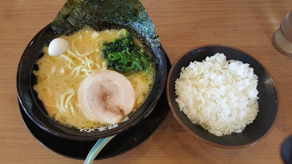 「ラーメン＋ライス」@町田商店 水沢店の写真
