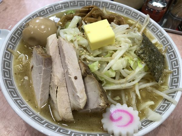 「中華そば(小)700円野菜120円塩変更30円バター50円」@所沢大勝軒の写真