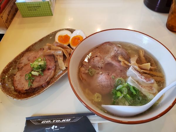 「特製あら炊き中華そば塩」@中華そば GO.TO.KU ～仁～の写真