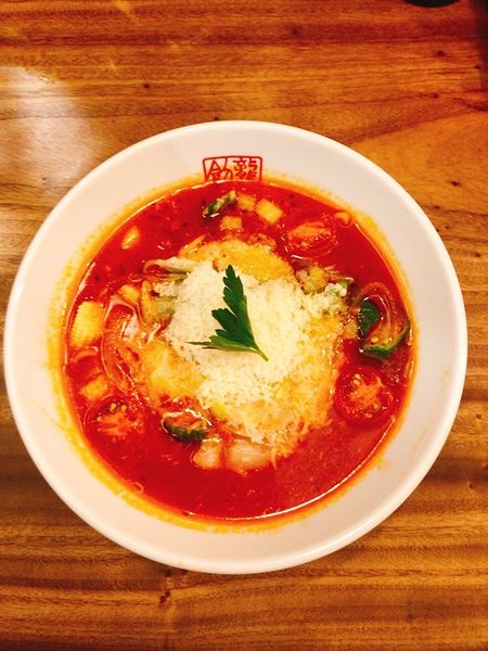 「トマトラーメン」@銀座 創龍の写真