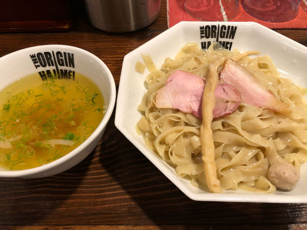 「塩つけ麺(平打ち麺)」@らあめん元の写真