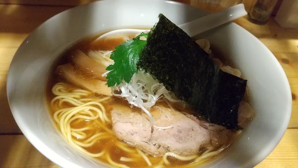 「ミックスワンタン中華そば850円（1周年キャンペーン価格）」@麺や ほころびの写真