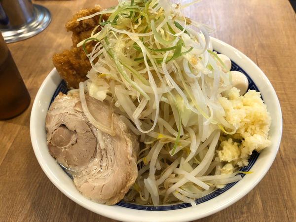 「特製ラーメン大1100円」@びんびん豚 坂戸店の写真