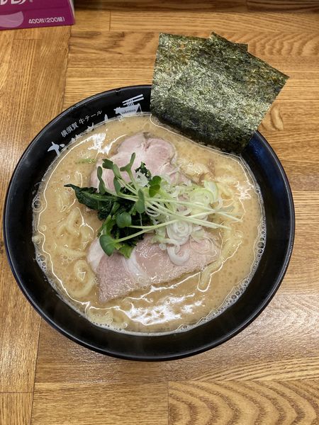 「牛テールラーメン醤油　850円」@たけめんの写真