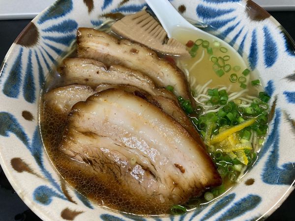 「塩チャーシューメン」@自家製麺SHINの写真