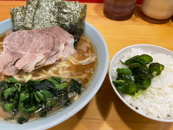 「チャシュー麺中盛り970円」@横浜家系ラーメン みと家の写真