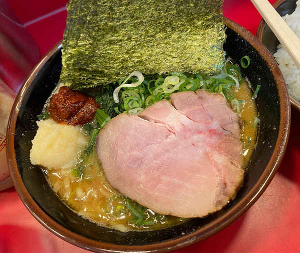 「半らーめん」@らーめん 谷瀬家 新橋店の写真