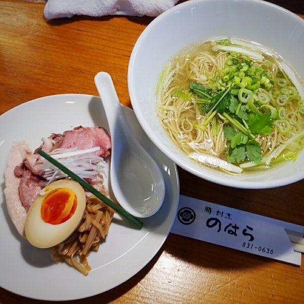 「あら炊き鮮魚らぁーめん ９００円」@寿司・割烹 のはらの写真