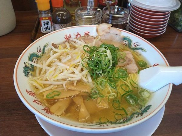 「しおラーメン」@ラーメン魁力屋 吉祥院店の写真