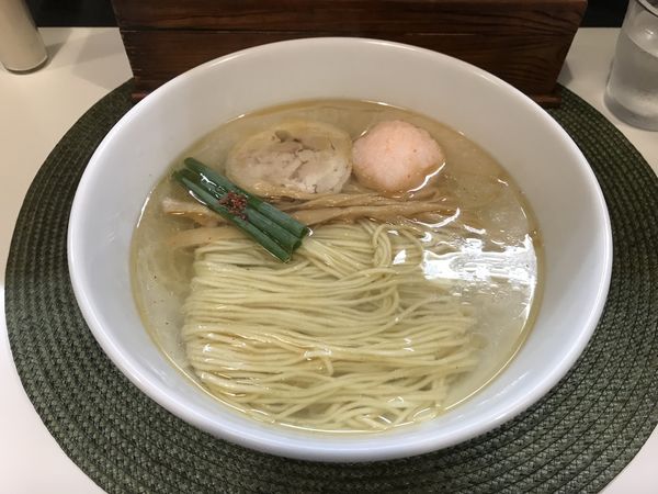 「塩らぁ麺 900円」@麺や金時の写真