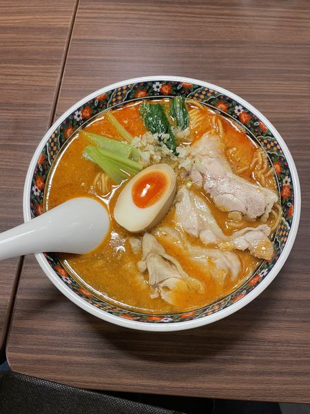 「蒸し鶏担々麺900円」@寿限無 担々麺の写真