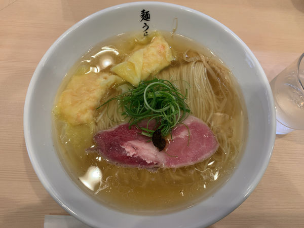 「塩SOBA730円　海老ワンタン200円」@麺うらたの写真