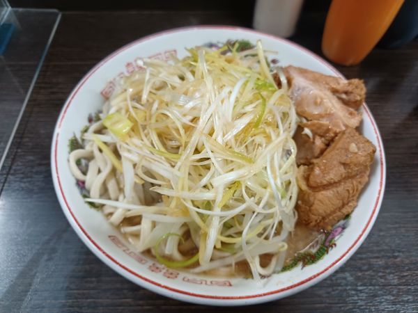 「小らーめん+味ネギ」@ラーメン二郎 川越店の写真