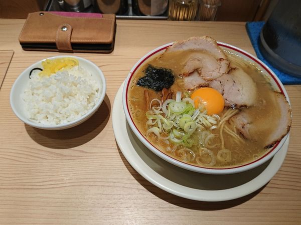 「特製とろりそば ライス」@東京煮干し らーめん 玉 東京駅店の写真