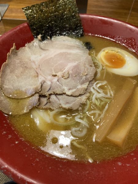 「六三六ラーメン¥790」@麺や 六三六 別邸 箕面店の写真