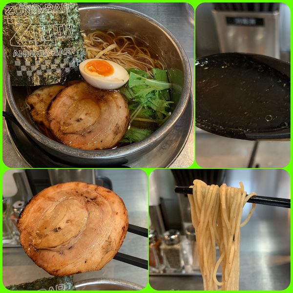 「炙りチャーシューらーめん（醤油・まろ味）¥1166」@ZUND-BARの写真