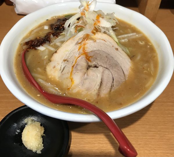 「辛味噌ラーメン ¥900」@らーめん蓮 三軒茶屋店の写真