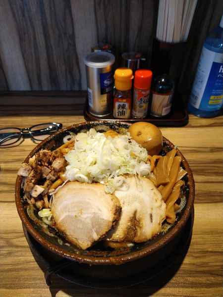 「爆盛油脂麺 880円」@らーめん 平太周 味庵 西大島店の写真
