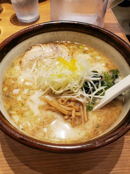 「熟成塩らーめん」@俺流塩らーめん 池袋明治通り店の写真