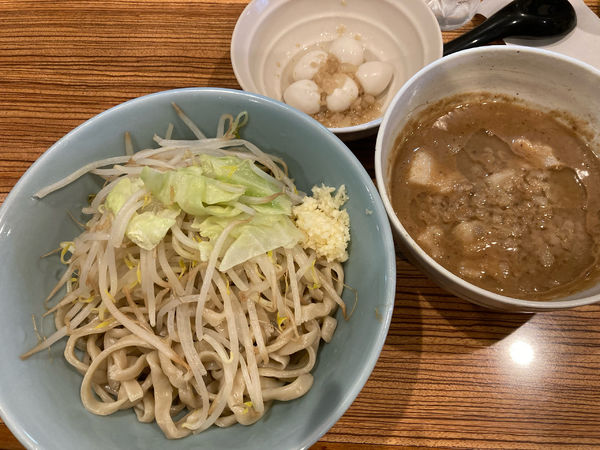 「［期間限定］つけ麺（小）+ウズラの卵」@番町製麺の写真