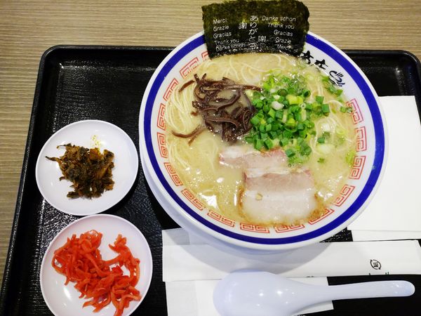 「ラーメン（850円）＋替玉（120円）」@中華そば専門 田中そば店 ダイバーシティ東京プラザ店の写真