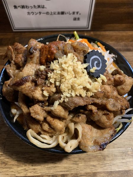 「旨辛味噌らーめん850円 豚250円」@旨辛味噌らーめん ぼんずの写真