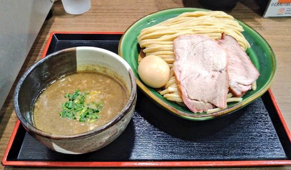 「極濃煮干しつけ麺(中)+味玉(クーポン)」@煮干しつけ麺 宮元の写真