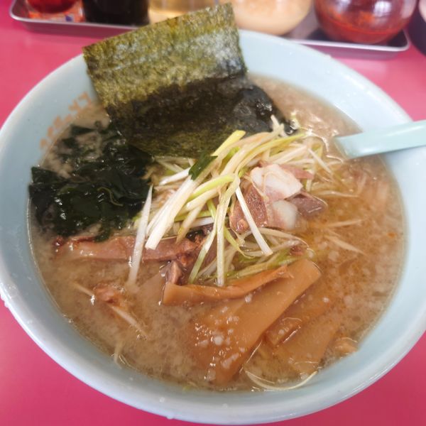 「ネギラーメン730円　麺硬め」@ラーメンショップ 結城本店の写真