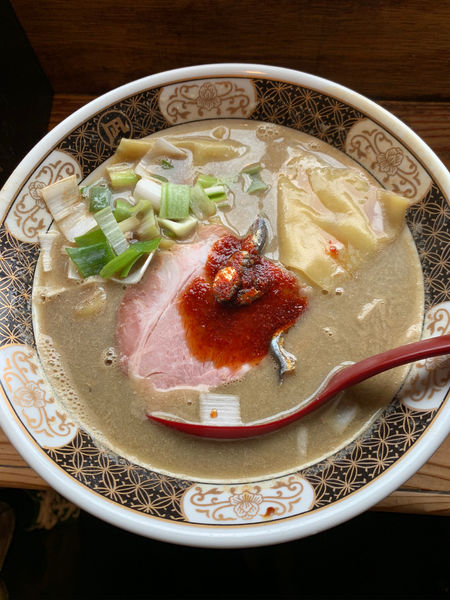 「すごい煮干しらーめん」@すごい煮干ラーメン凪 新宿ゴールデン街店 本館の写真